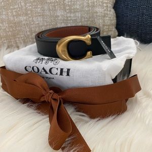 Coach Signature Reversible Buckle Belt